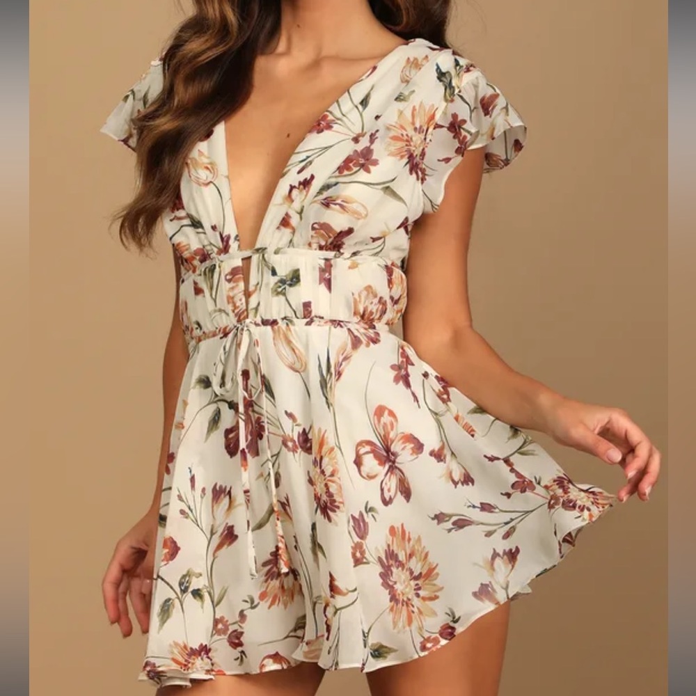 Lulus Flirty Ways Cream Floral Print Flutter Sleeve Romper